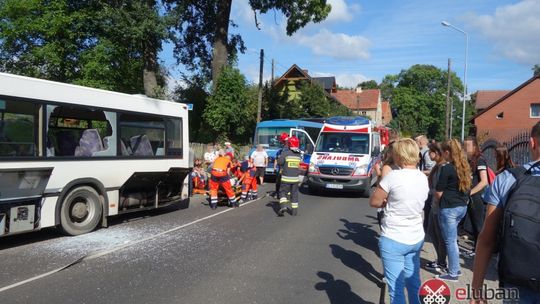 Wypadek autobusu w Zarębie