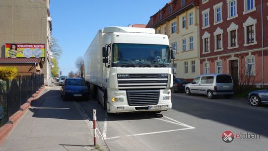 Kolejny TIR owoców przyjechał do Lubania