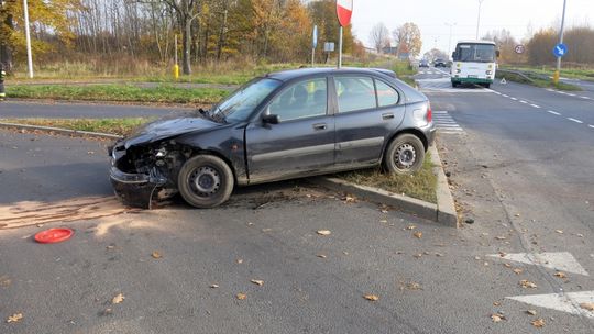 Kolizja na zjeździe w stronę autostrady