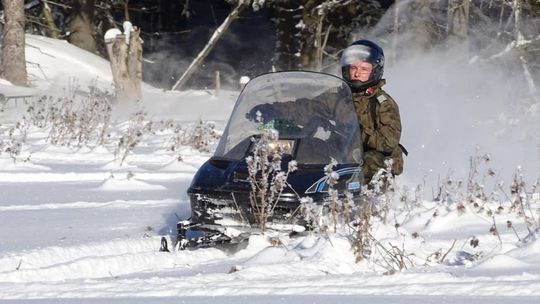 Nauka jazdy skuterami śnieżnymi