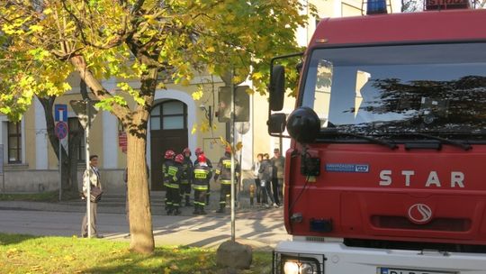 Alarm bombowy w Urzędzie Skarbowym