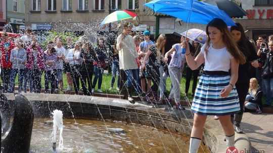 Happening na lubańskim Rynku „BEZPIECZNY SENIOR”