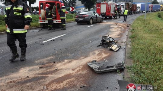 Omal nie zginął pod kołami ciężarówki