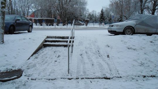 Oddajcie nam chodnik!