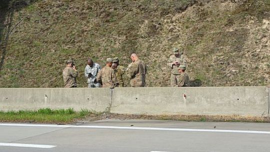 Wypadek Amerykanów na autostradzie A18