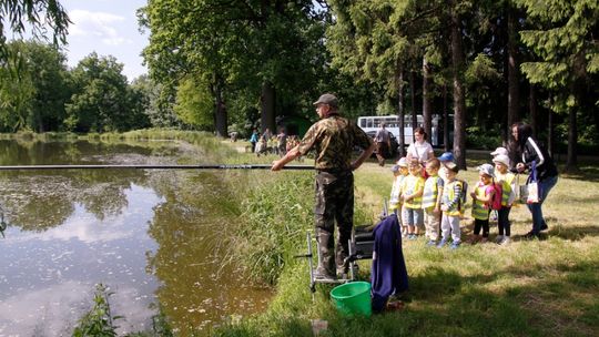 Przedszkolaki na rybach