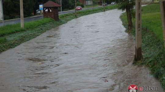 Oberwanie chmury nad Olszyną