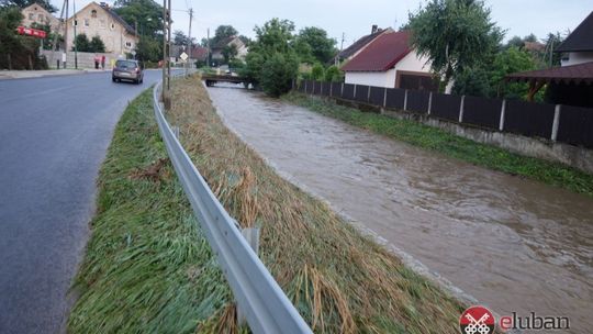 Oberwanie chmury nad Olszyną