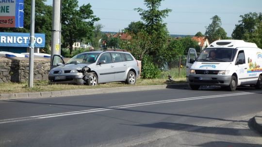 Zderzenie trzech aut