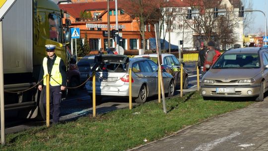 Kolizja czterech aut na obwodnicy Lubania