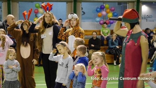 Wszyscy czekali na Świętego Mikołaja… w MOSiR