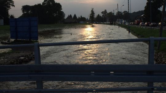 Oberwanie chmury nad Olszyną