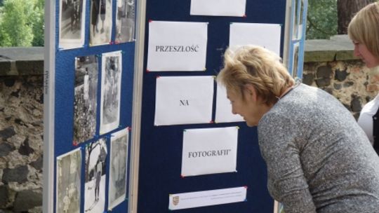 Przeszłość ukryta na dawnej fotografii