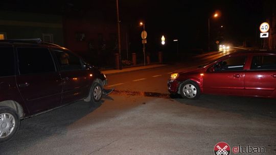 Kolizja na skrzyżowaniu Łużyckiej i Armii Krajowej