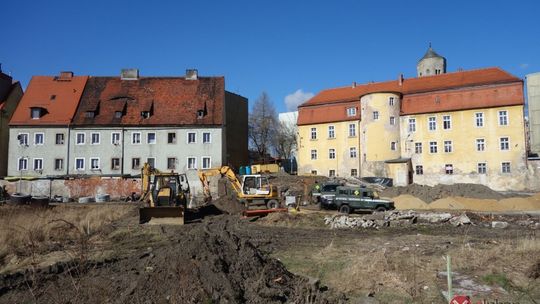 W Lubaniu odkryto studnię pełną artefaktów