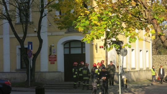 Alarm bombowy w Urzędzie Skarbowym