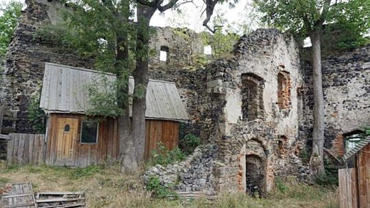 Zamek Gryf dokonuje żywota