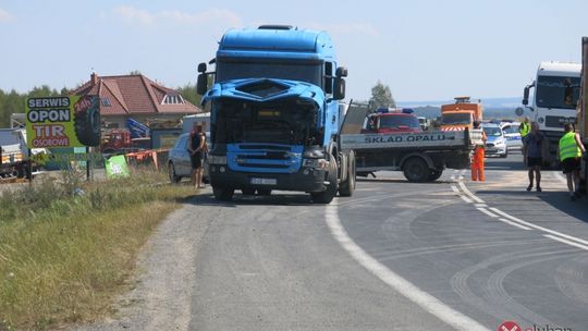 Wypadek trzech aut w Pisarzowicach