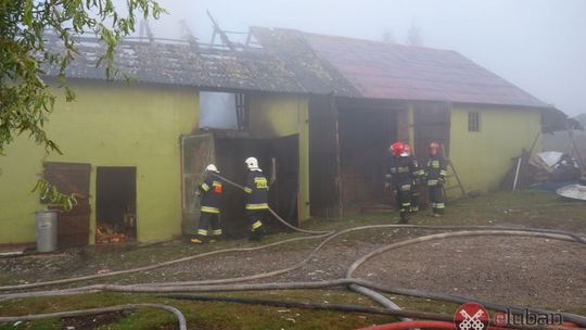 Podpalenie w Pisarzowicach?