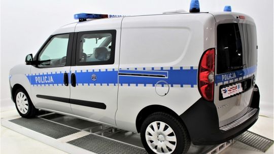 Nowe wielozadaniowe samochody dla dolnośląskich policjantów i innych garnizonów