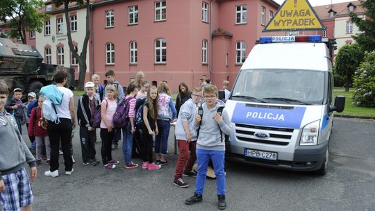 Policjanci z Lubaniu prezentowali sprzęt służbowy podczas