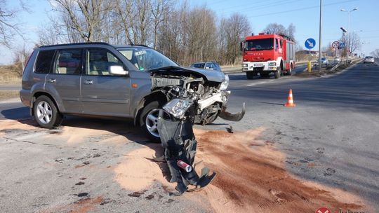 Wymusił przejazd na DK 30