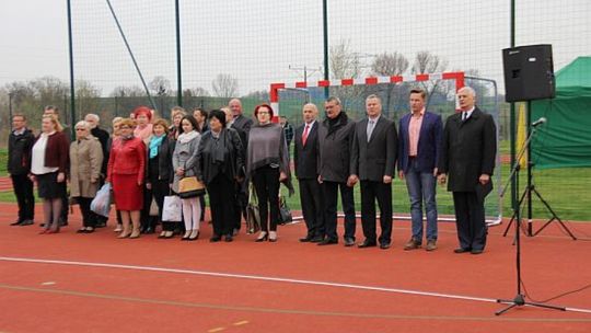 Oficjalne otwarcie boiska lekkoatletycznego w Pisarzowicach