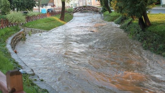 Oberwanie chmury nad Olszyną