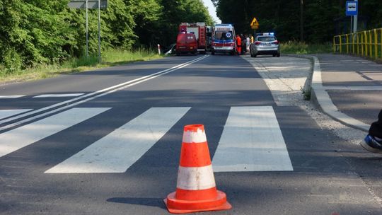 Ciężarówka wjechała w tył samochodu osobowego