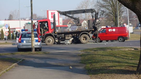 Kolizja osobówki z MAN-em