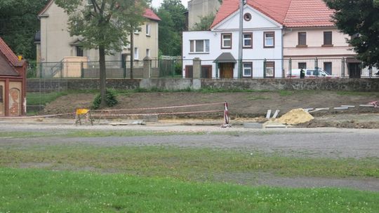 Na podwórku szkoły znaleziono bombę