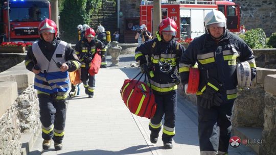 Napad terrorystyczny i pożar w Zamku Czocha