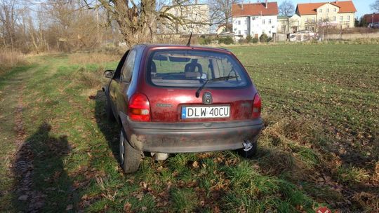 Policyjny pościg i śmigłowiec nad miastem