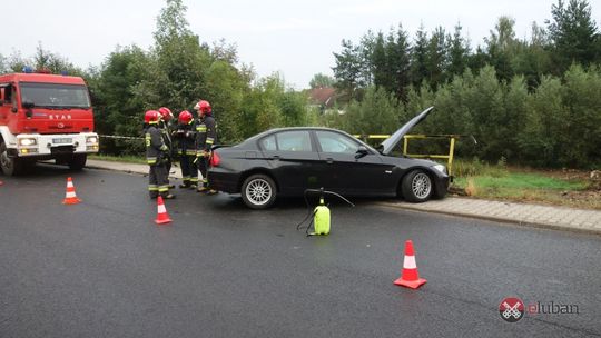 Rozbił BMW o mur