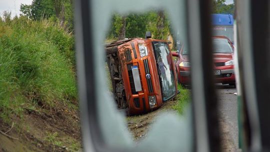 Efekty wyprzedzania - kolizja z udziałem autobusu