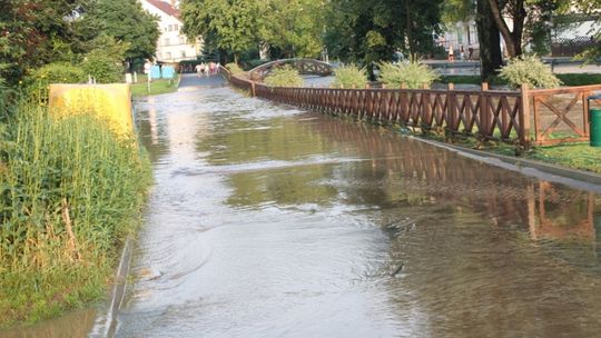 Oberwanie chmury nad Olszyną