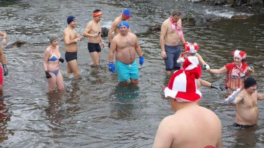 Zimno mokro i radośnie