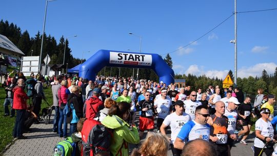 Ponad 400 osób pobiegło w 4F RUN Świeradów Zdrój!