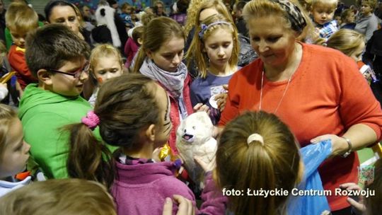 Wszyscy czekali na Świętego Mikołaja… w MOSiR