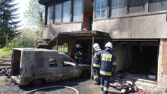 Pijany podpalił własny samochód